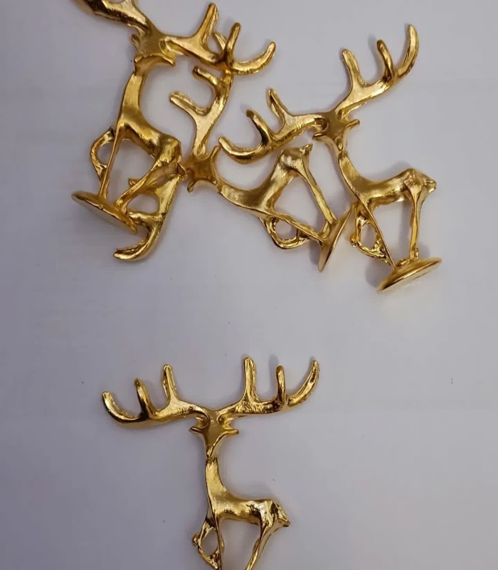 گوزن ایستاده